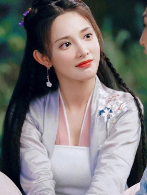 彭小苒娱乐爆料,揭秘明星幕后故事与真实生活 第2张 彭小苒娱乐爆料,揭秘明星幕后故事与真实生活 第2张